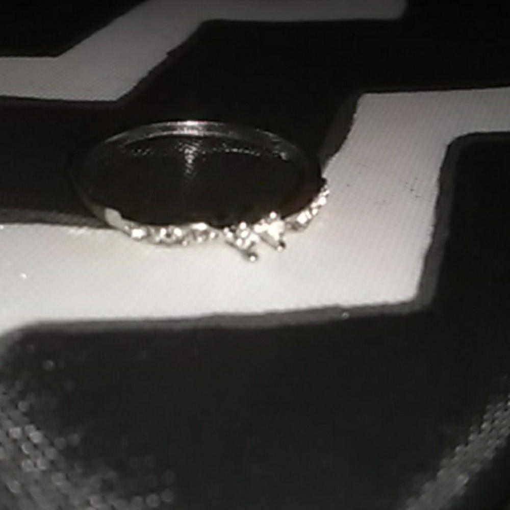 Size 8 - Picture 2 of 5